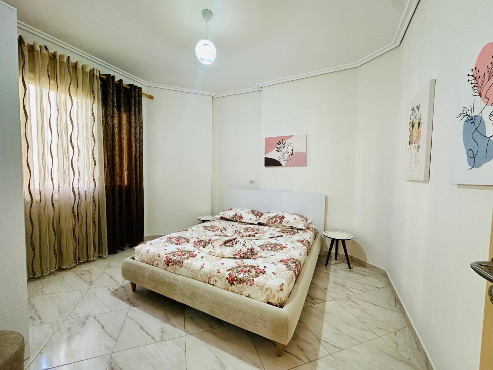 Jico Travel - Erjon Apartments Vlore Room photo
